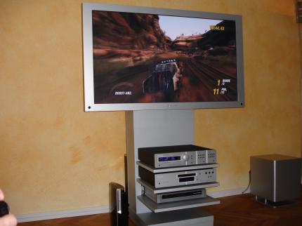 Charisma 3D: Wir haben den 16.000-Euro-TV getestet!