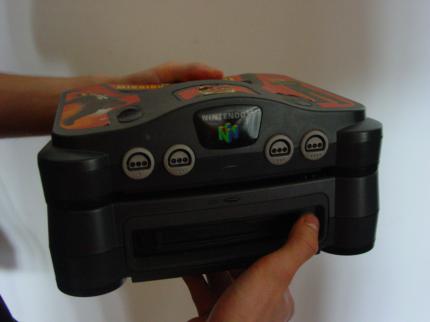 Das 64DD sollte ein umfangreiches Upgrade für die N64-Konsole werden.