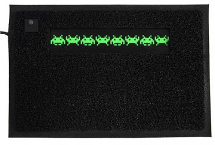 Space Invaders Fußmatte