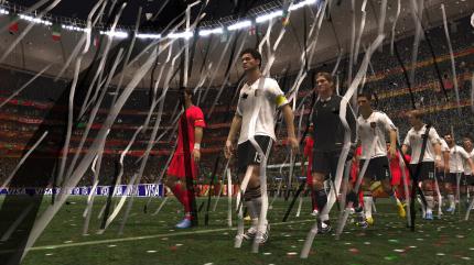 "Ich mag Klose und Schweini" - Interview mit EA-Sports-Chef Peter Moore
