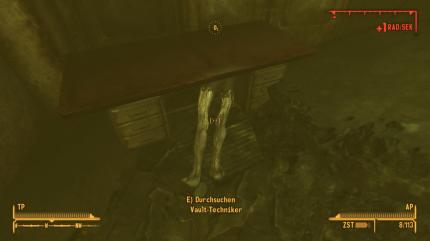 In Vault 34 benötigen wir die Passwörter von zwei solcher toten Techniker, die in den überfluteten Gebieten treiben. Um der Strahlung zu entgehen, können wir vorher das Wasser abpumpen.