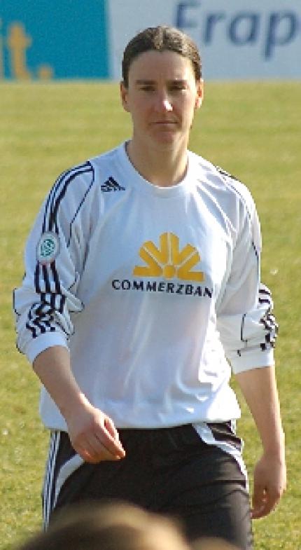 Birgit Prinz derzeitige Torschützenkönigin mit 128 Toren. 