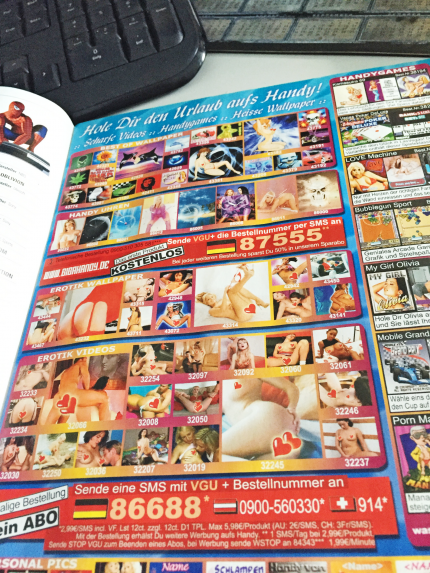 Scharfes für unterwegs: Auch in der Games-Aktuell gab es Werbeanzeigen für 'spezielle' Handyinhalte.