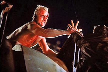 Replikant: Rutger Hauer driftet in dem Film so manches Mal ins Overacting ab.