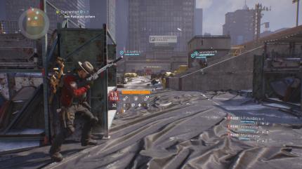 Von dieser Position aus schaltet das erste Team die verbliebenen Gegner aus. Das zweite Team erledigt die Sniper unter dem Schild.