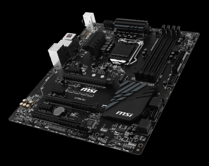 Ein Mainboard vereinigt viel Technik auf kleinem Raum - und kann mit Pech und Ungeschick beim Einbau zerstört werden.