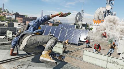Immer auf dem Sprung: 
Als Parkour-Experte ist Marcus wesentlich beweglicher als Aiden Pearce, was die Actiongefechte dynamischer macht. (PS4)