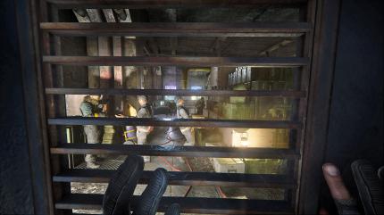 Lauschangriff: 
Den Namen Ghost Warrior trägt der Sniper-Titel zu Recht. Die größten Erfolgssaussichten hat, wer für die Gegner unsichtbar im Dunkeln agiert. (PC)