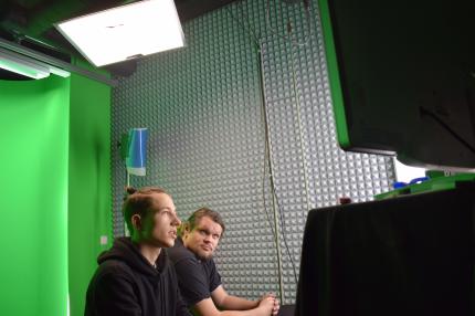 Und so sieht der Let's-Play-Dreh dann in Aktion aus.