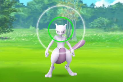Mewtu wartet in exklusiven Raids auf euch.