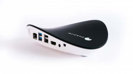 Wer Shadow nutzen will, jedoch keinen eigenen PC oder Laptop besitzt, kann diese handliche, passiv gekühlt Box namens Ghost nutzen. Der Stromverbrauch liegt bei 36 Watt und fällt damit dreimal niedriger aus als beim Vorgängermodell. 144-Hz-Monitore werden ebenfalls unterstützt.