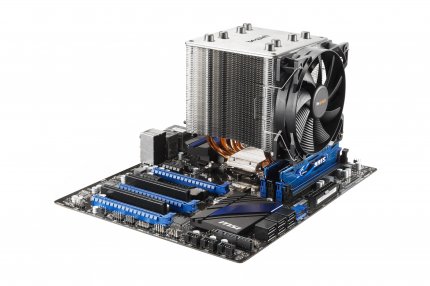 Bei großen Modellen wie dem be quiet! Shadow Rock 2 SR1 muss man die Höhe der RAM Riegel beachten