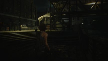 Jill nimmt alle Items auf dem großen Platz mit.