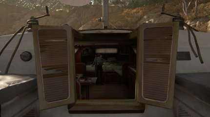 Ellie findet das Boot und verfolgt die beiden.