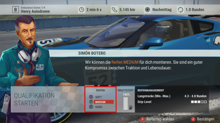 Vor dem Losfahren muss erstmal die Reifenhärte und Höhe der Tankbefüllung bestimmt werden. Dabei gibt uns das Spiel Hinweise, denen nicht immer blind vertraut werden sollte.