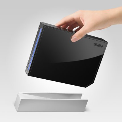 Die Nintendo Wii erblickte auf der E3 2005 das Licht der Welt. Der damalige Prototyp war allerdings noch schwarz und hörte auf den Arbeitstitel „Revolution“.