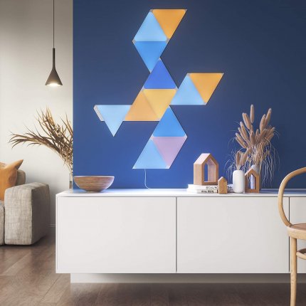 <strong>Philips Hue &amp; Nanoleaf:</strong> Smarte LED Lampen und Shapes jetzt günstiger + 20%-Aktion