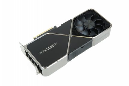 Bei Nvidia nenen sich die Referenz-Modelle seit einer Weile 'Founders Edition', hier eine GeForce RTX 3090 Ti.