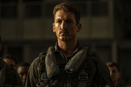 <strong>Miles Teller </strong>in der Rolle des Lt. Bradley 'Rooster' Bradshaw (1)
