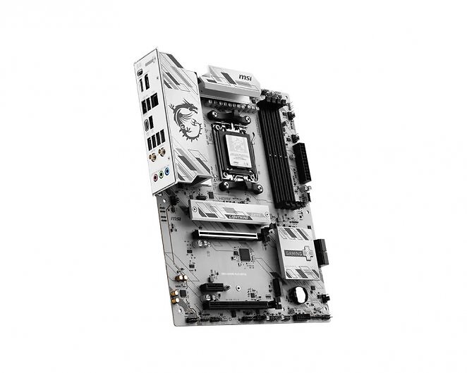 Das ATX-Format hat Maße von bis zu 305x244 Millimetern - als Beispiel hier ein MSI B850 Gaming Plus WIFI6E.