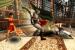 In Prince of Persia: The Sands of Time verlangsamt man auf Knopfdruck die Zeit. Zudem hat der Adelige eine nützliche Rückspulfunktion im Gepäck.