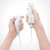 Zusamen gar nicht soooo simpel zu bedienen: Wiimote plus Nunchuck-Erweiterung.