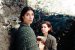 Hausmädchen Mercedes (Maribel Verdú) versucht, sich um Ofelia (Ivana Baquero) zu kümmern 