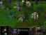 In <strong>Warcraft 3</strong> hat Blizzard ein witziges Feature versteckt. Klickt ihr mehrfach auf einen Priester, so spricht dieser bald davon, dass ihn eine große, metallene Hand aus dem Himmel auserwählt habe. Die Hand seid selbstverständlich ihr mit dem Cursor. Auch andere Einheiten haben lustige Sprüche auf Lager, wenn ihr diese wiederholt anwählt.