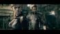 Oh! Die geheimnisvolle, verhüllte Gestalt aus Resident Evil 5, die an mehreren Stellen auftritt, ist doch tatsächlich Jill Valentine? Dabei weiß doch jeder, dass Charaktere in Resident Evil nicht weg sind, solange man ihre Leiche nicht gefunden hat ...