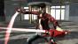 Das Beam Katana aus <strong>No More Heroes</strong> vermischt japanische Tradition mit moderner Science Fiction. Vom grundsätzlichen Aufbau ähnelt das Schwert der Standardwaffe der japanischen Samurai, aber an Stelle einer klassischen Stahlklinge, ist eine surrende Energieklinge für das Schneiden zuständig. Daher schwört Protagonist Travis Touchdown auf diesen Lichtschwert-Verschnitt und schwingt sie in unterschiedlichsten Ausführungen gegen seine Widersacher.
