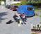 Eine der besten Streetview-Aktionen: Zwei norwegische Männer warten in Taucheranzügen auf das Streetview-Auto ...