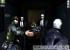 <strong>1</strong> - <strong>Deus Ex</strong> - In einer nicht allzu fernen Zukunft wird die Menschheit von einem einem Virus einem tödlichen Virus dahingerafft. Ein Gegenmittel existiert, wird dem Großteil der Bevölkerung aber vorenthalten. Stoff für spannende Verschwörungstheorien. 