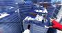 <strong>Mirror's Edge</strong> - Protagonistin Faith bewegt sich in dem temporeichen Action-Adventure hauptsächtlich auf den Dächern gigantischer Wolkenkratzer und muss desöfteren unter Zeitdruck meterhohe Abgründe überwinden. Da läuft selbst bei gestandenen Gamern der Panikschweiß von der Stirn.