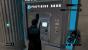 Wie es sich für eine anständige Großstadt gehört, weist Chicago in <strong>Watch Dogs</strong> an jeder Ecke irgendeine Art von Automat auf, die wir mit unserem Super-Smartphone hacken können. Ob wir uns nun Geld am ATM holen, das wir zuvor von den Konten von Passanten abgegriffen haben oder zur Ablenkung einen Getränkeautomaten hacken, der dann ganz kostenfrei mehrere Dosen ausspuckt.