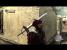 <strong>Assassin's Creed: Brotherhood.</strong> Monsieur, Sie haben da etwas... nein, Sie sind nicht plötzlich zu einem Einhorn mutiert. Besonders gesund kann das Schwert im Kopf des Herren bestimmt nicht sein.