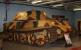 Tank Museum Bovington, Ausstellungshalle mit Exponaten des Zweiten Weltkriegs - hier: ein Königstiger