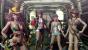 <em>Onechanbara Z2: Chaos&nbsp;</em>ist ein Zombie-Schnetzelspiel, das vor allem durch seine Bonuskostüme Fanservice einbettet. Saki, die zweite Person von rechts, ist 16 Jahre alt.