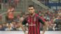 Spieler wie Mailands Suso sehen ihren realen Vorbildern zum Verwechseln ähnlich - auch dank individueller Tattoos und Frisuren.