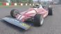 Mit diesem Ferrari 312 T2 fuhr die österreichische Rennsport-Legende Niki Lauda um die Formel-1-Weltmeisterschaft. Insgesamt dürft ihr 20 Klassik-Boliden um die Rundkurse prügeln – zwei davon sind jedoch nur als Vorbesteller-Bonus erhältlich.