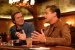Rick Dalton (Leonardo DiCaprio) und Cliff Booth (Brad Pitt) sind auf der Suche nach einem Job.