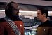 In Parallels (Parallelen) springt Worf von Realität zu Realität.