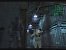 Metal Gear Solid strotzt vor Detailreichtum. Hier gähnt die Wache gerade, schließt dabei die Augen und wird deswegen auch ohne Sichtkegel auf dem Radar angezeigt.