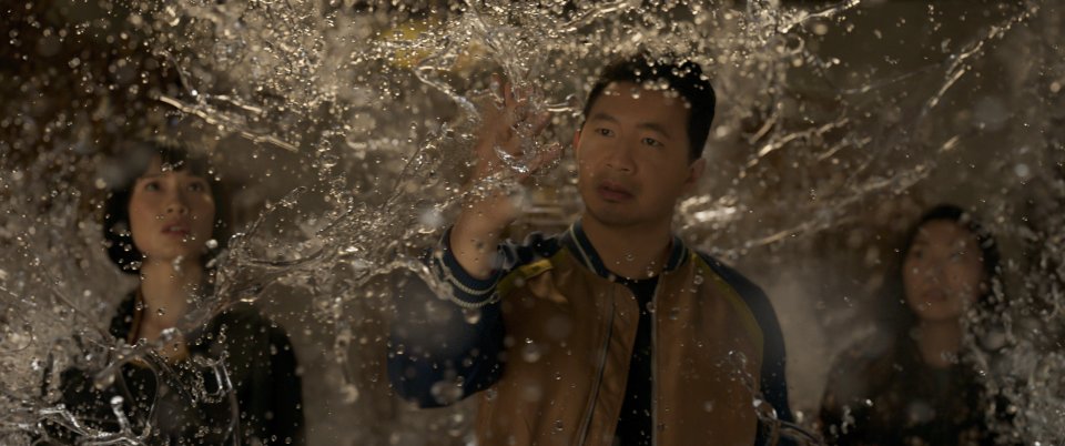 Filmkritik zu Shang-Chi and the Legend of the Ten Rings: Marvel macht auf Fantasy (2)