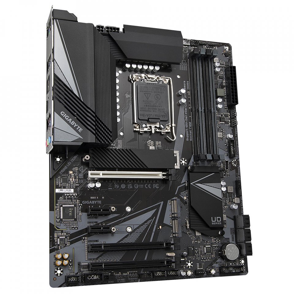 GIGABYTE Z690 UD DDR4