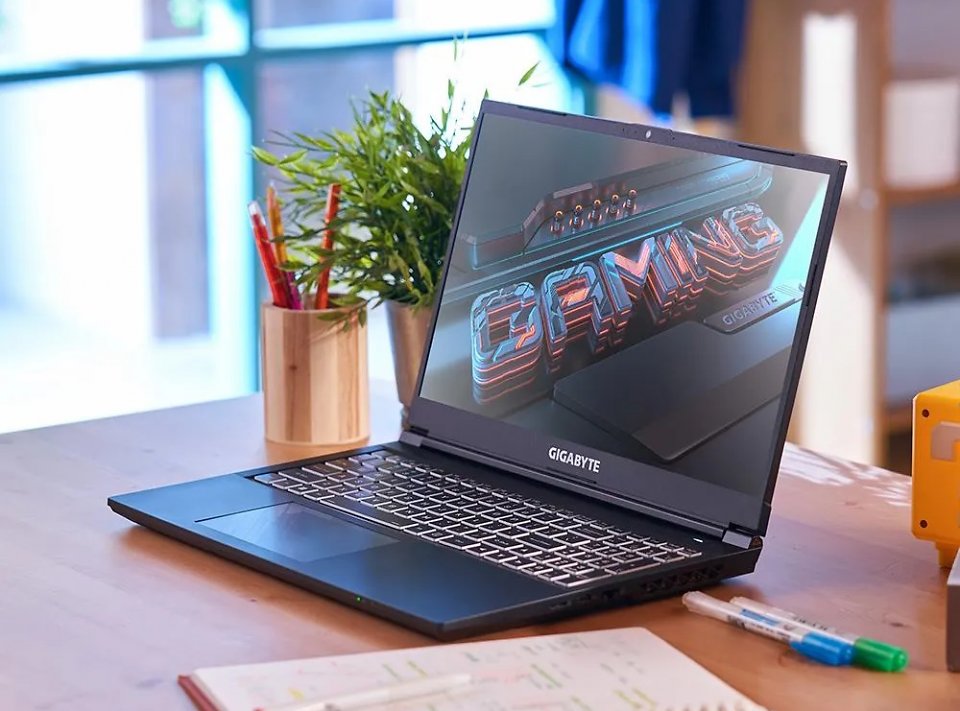 Gigabyte G7-Serie