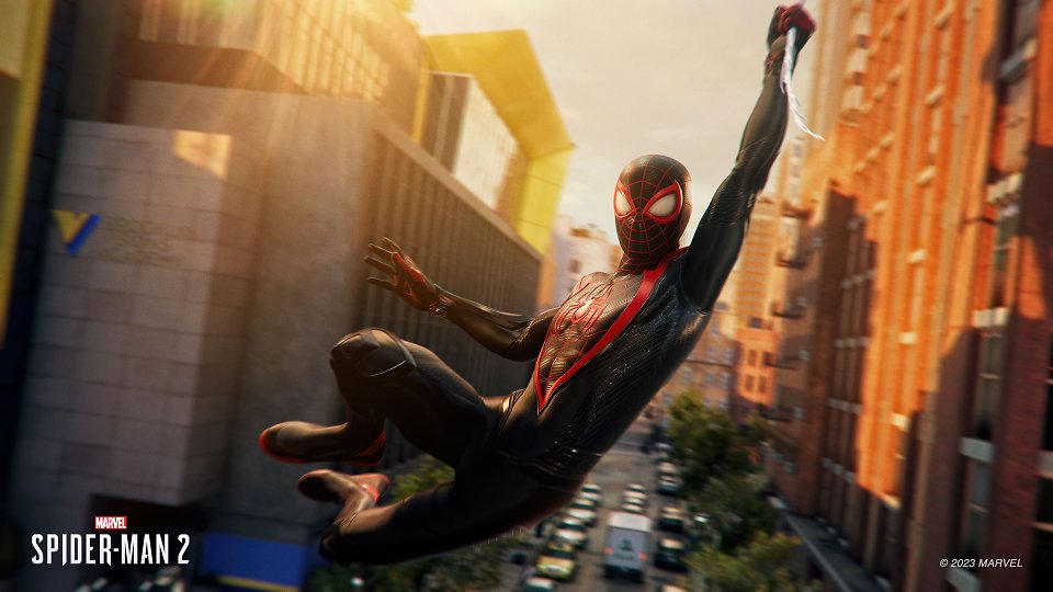 Spider-Man schwingt durch die Straßen
