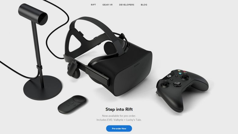 Oculus Rift, der Sensor, ein Xbox-One-Pad und eine Fernbedienung.