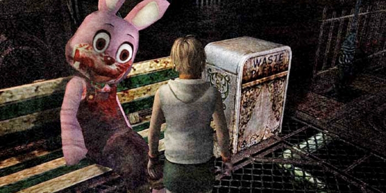 Scary: 
Der blutverschmierte Hase erinnert etwas an den Clown in Stephen Kings Es. (PS2)